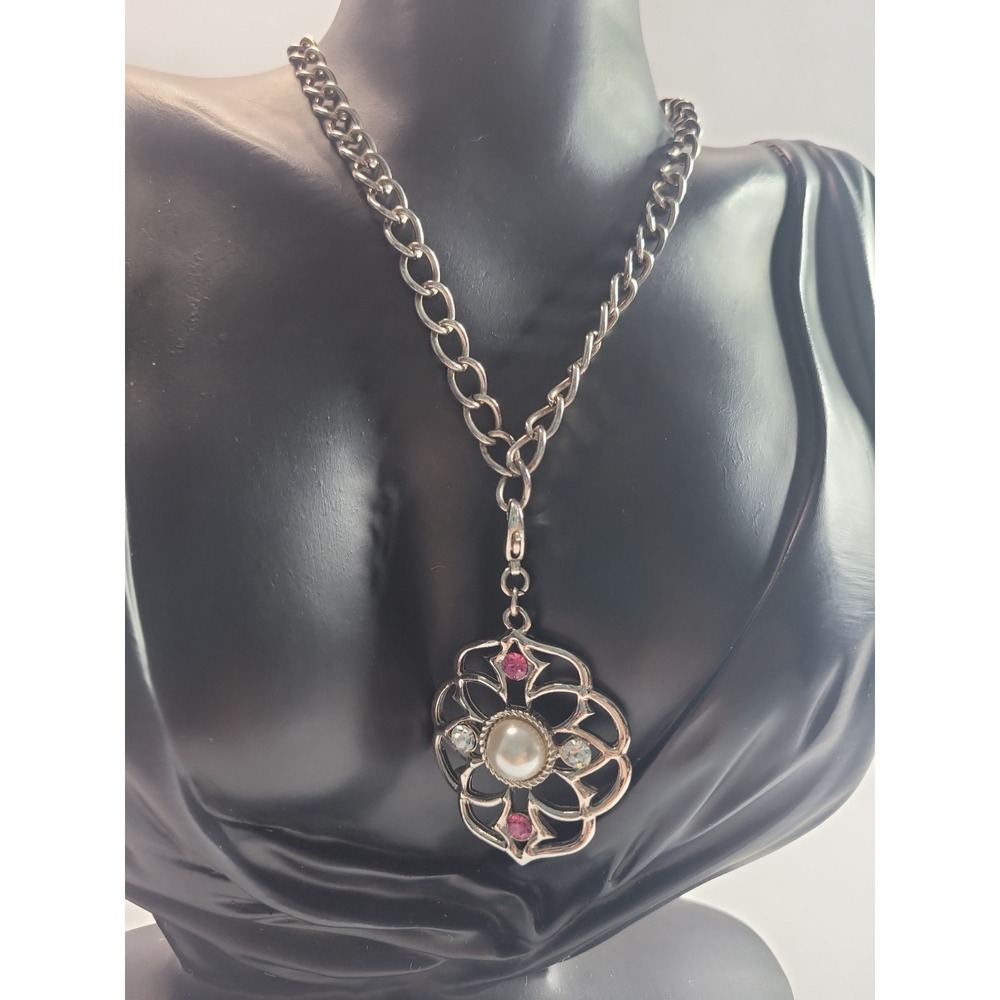Silver Tone Floral Pendant Necklace Faux Pearl Pink Clear Rhinestone Flower Chai